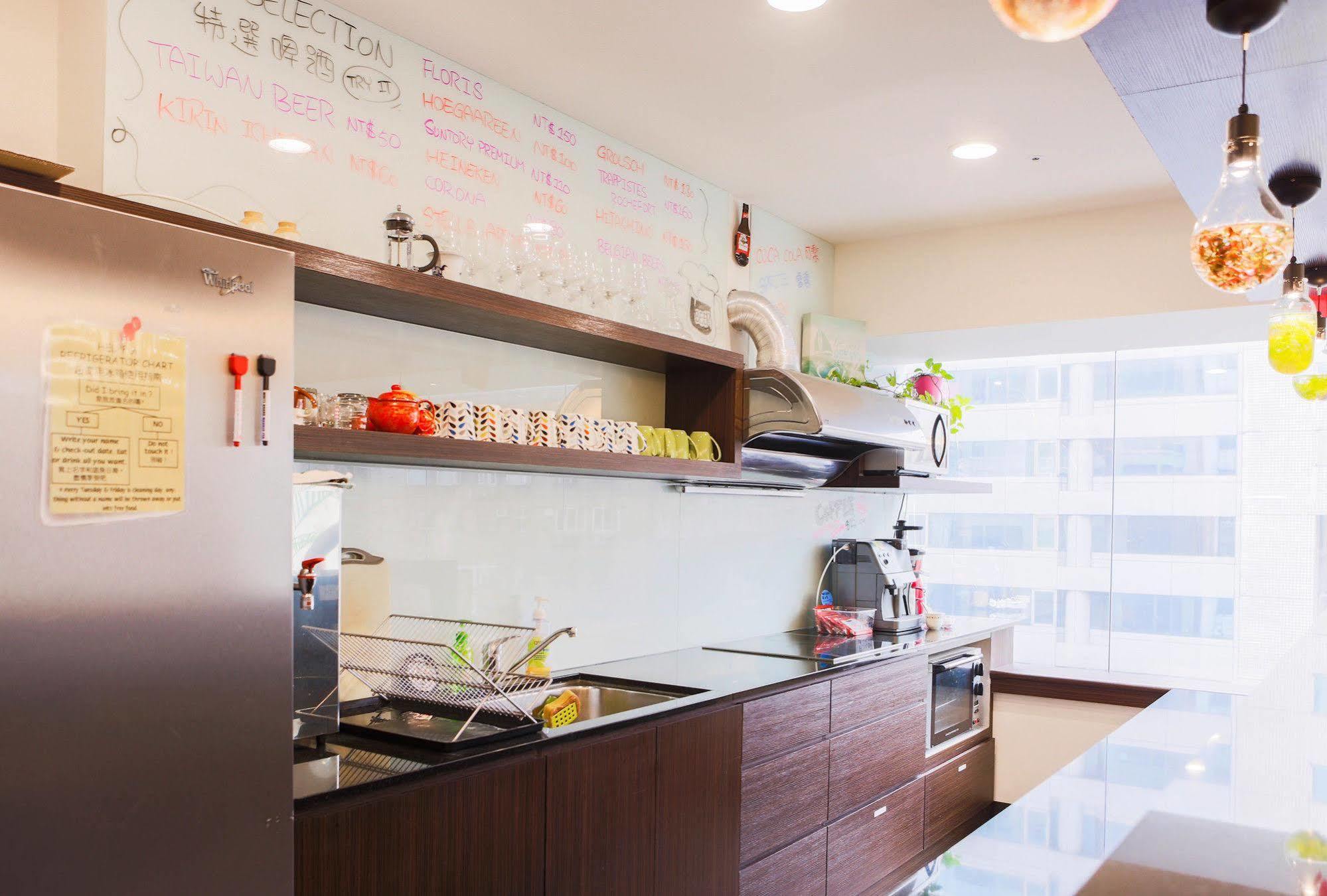 Sleepy Dragon Hostel Taipei Luaran gambar